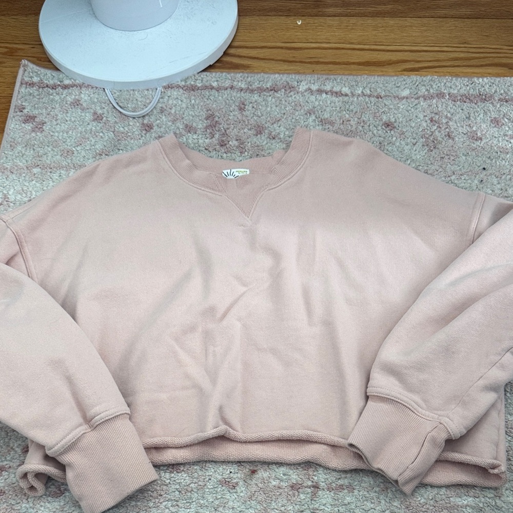 Women's light pink aerie Longsleeve cropped hoodie size medium